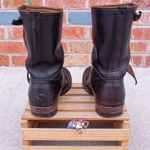 Mister Freedom Road Champ in Black Veg-Tanned Cowhide