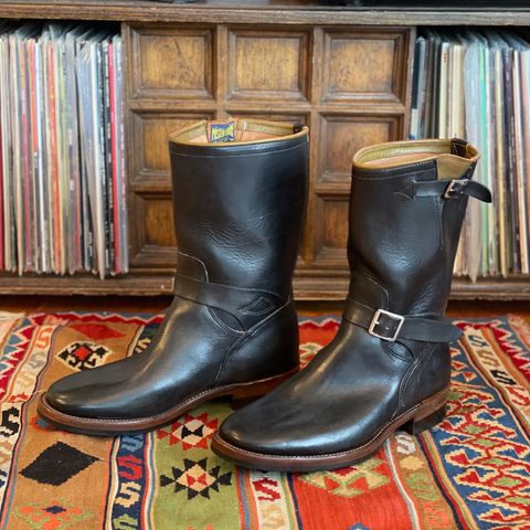 Mister Freedom Road Champ in Black Veg-Tanned Cowhide