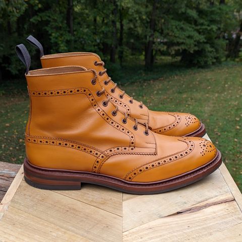 Tricker's Stow Country Boot in Acorn Antique