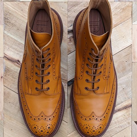 Tricker's Stow Country Boot in Acorn Antique