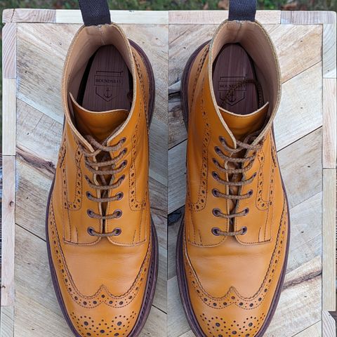 Tricker's Stow Country Boot in Acorn Antique