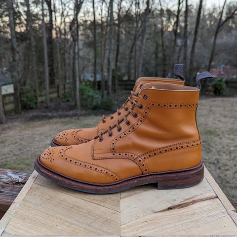 Tricker's Stow Country Boot in Acorn Antique