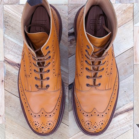 Tricker's Stow Country Boot in Acorn Antique