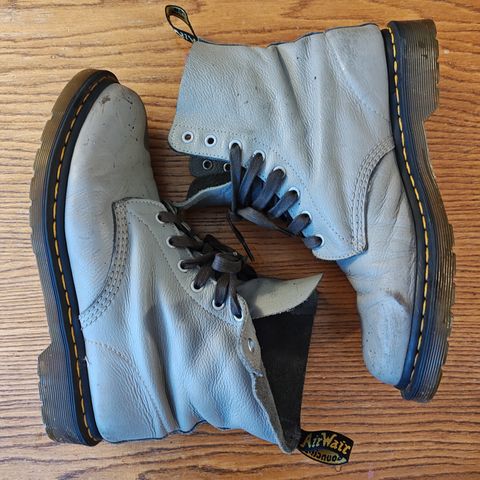 Dr. Martens 1460 Pascal Made In England in Zinc Grey Virginia