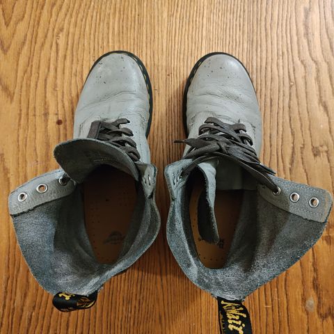 Dr. Martens 1460 Pascal Made In England in Zinc Grey Virginia
