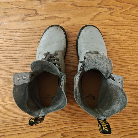 Dr. Martens 1460 Pascal Made In England in Zinc Grey Virginia