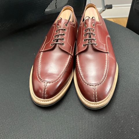Meermin Split Toe Derby in Du Puy Burgundy Box Calf