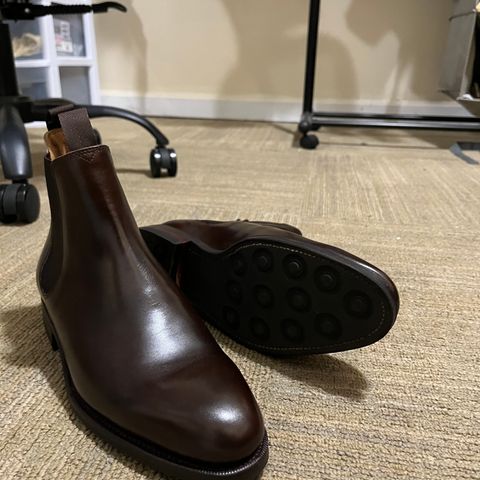 Meermin Wholecut Chelsea Boot in D’Annonay Dark Brown BoxCalf