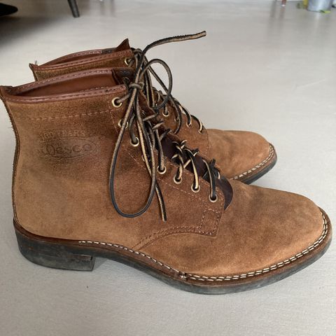 View photo of Wesco Johannes in Seidel Brown Domain Roughout