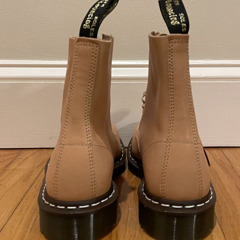 Dr. Martens 1460 Pascal Made In England