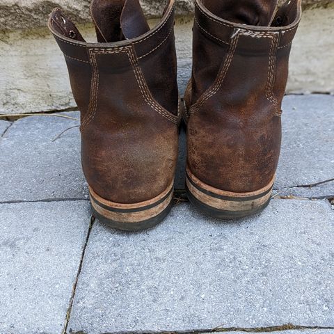 View photo of White's MP-M1TC in Horween Dark Brown Waxed Flesh