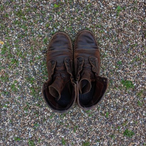 View photo of White's MP-M1TC in Horween Dark Brown Waxed Flesh