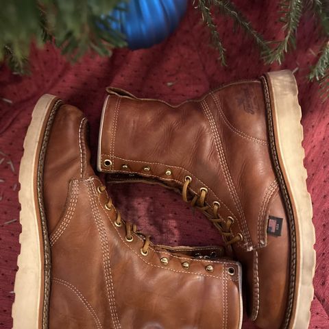 Thorogood 8" Moc Toe