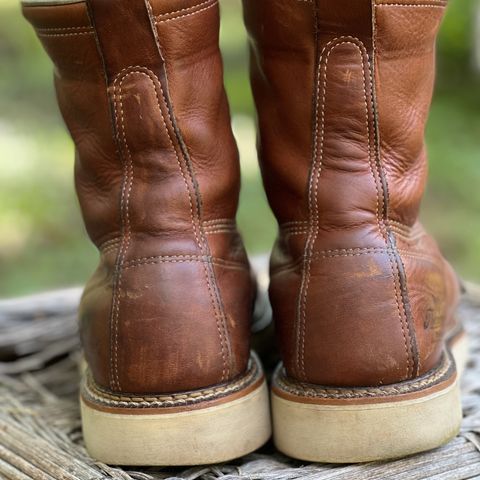 Thorogood 8" Moc Toe