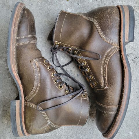 View photo of White's MP-Sherman Toe Cap in Horween Dark Olive Waxed Flesh