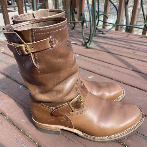 View photo of Wesco Mister Lou in Horween Natural Chromexcel