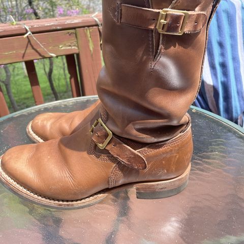 View photo of Wesco Mister Lou in Horween Natural Chromexcel