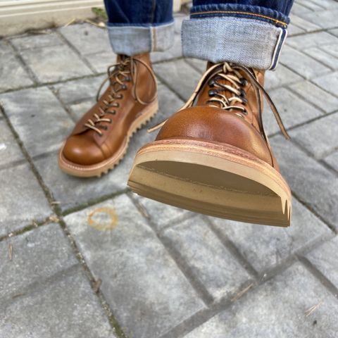 Unmarked Archie Boots