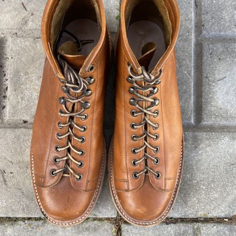 Unmarked Archie Boots