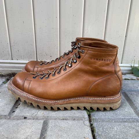 Unmarked Archie Boots