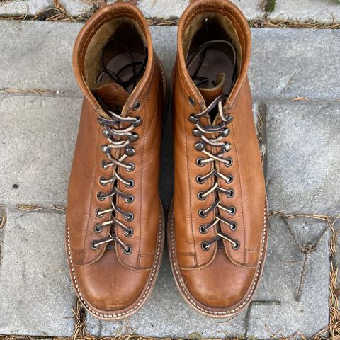 Unmarked Archie Boots