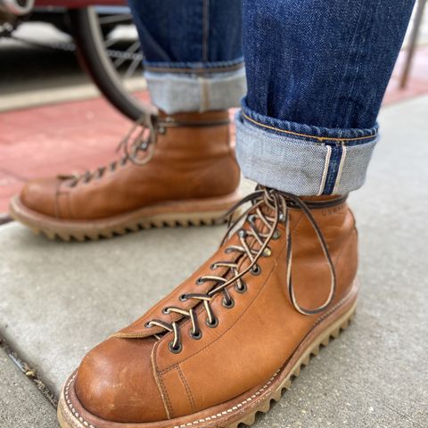 Unmarked Archie Boots