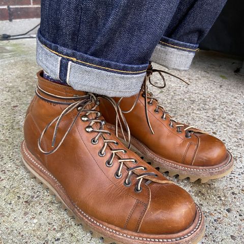Unmarked Archie Boots