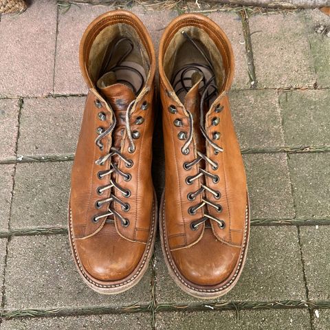 Unmarked Archie Boots