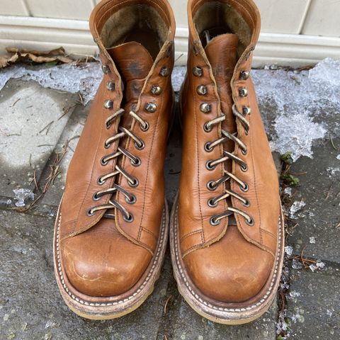 Unmarked Archie Boots