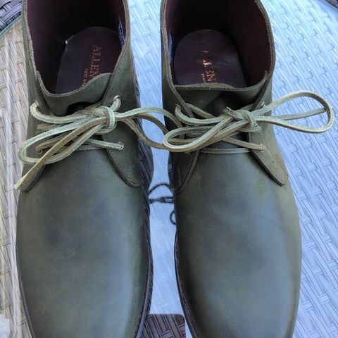 Allen Edmonds Venture Chukka