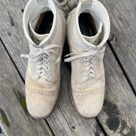 Clinch Lace Up Boots