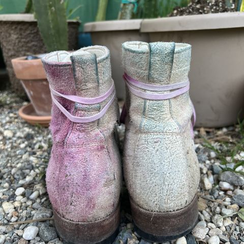 Clinch Lace Up Boots