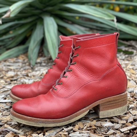 Maya Miel Balmoral Boot