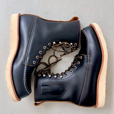 Red Wing 8-Inch Classic Moc in S.B. Foot Black Klondike
