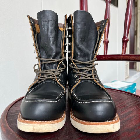 View photo of Red Wing 8-Inch Classic Moc in S.B. Foot Black Klondike