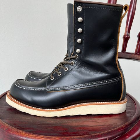 View photo of Red Wing 8-Inch Classic Moc in S.B. Foot Black Klondike