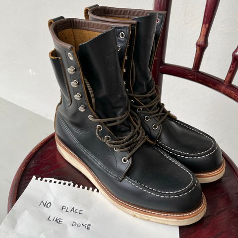 View photo of Red Wing 8-Inch Classic Moc in S.B. Foot Black Klondike