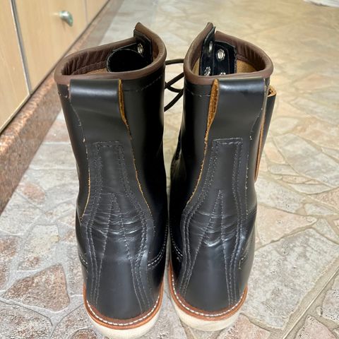 View photo of Red Wing 8-Inch Classic Moc in S.B. Foot Black Klondike