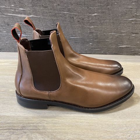 Allen Edmonds Nomad Chelsea