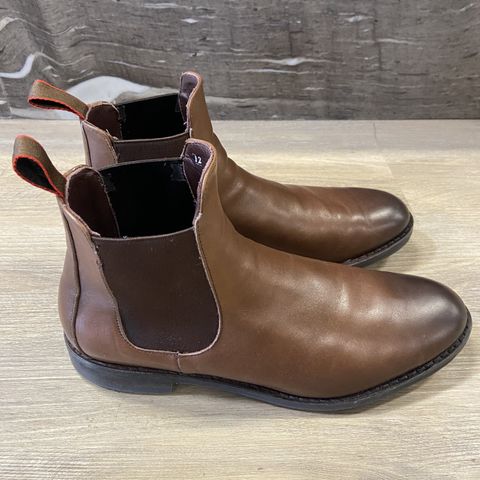 Allen Edmonds Nomad Chelsea
