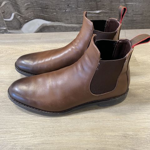 Allen Edmonds Nomad Chelsea