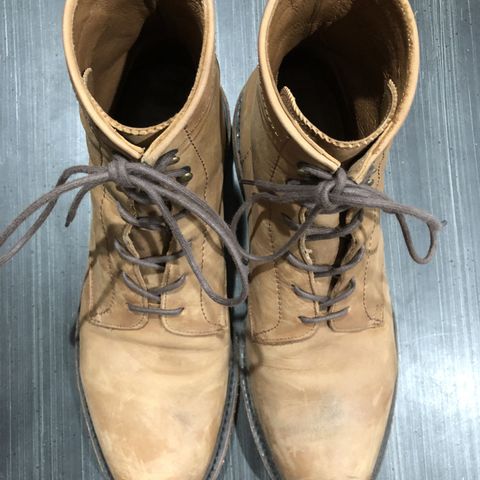FRYE James Lace-Up Boot