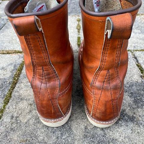 Red Wing 8-Inch Classic Moc