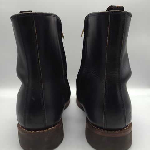 Search result thumbnail of Rolling Dub Trio Casper Boot in Horween Black Chromexcel
