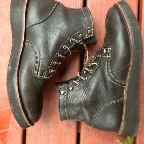 View photo of Truman Service Boot in Seidel Charcoal Grizzly