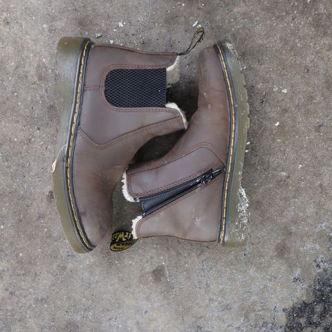 Dr. Martens Junior 2976 Faux Fur Lined Chelsea Boots