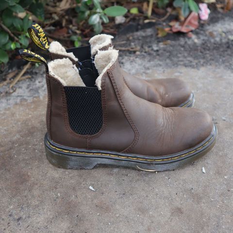 Dr. Martens Junior 2976 Faux Fur Lined Chelsea Boots