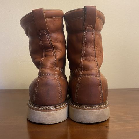 Thorogood 8" Plain Toe
