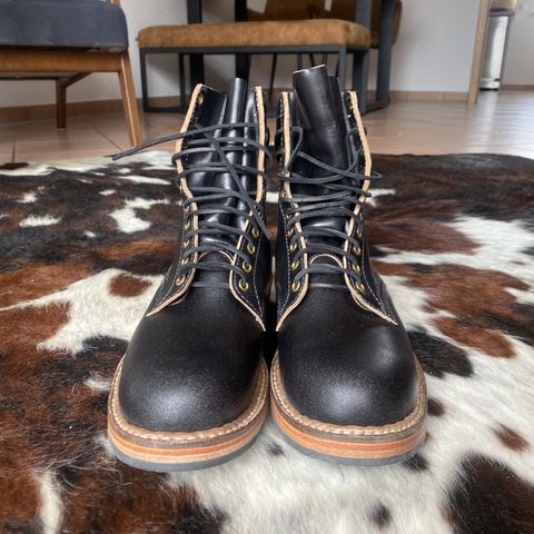Search result thumbnail of White's Semi-Dress in Horween Black Waxed Flesh