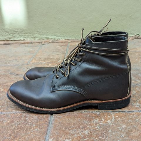 View photo of Red Wing Merchant in S.B. Foot Ebony Harness